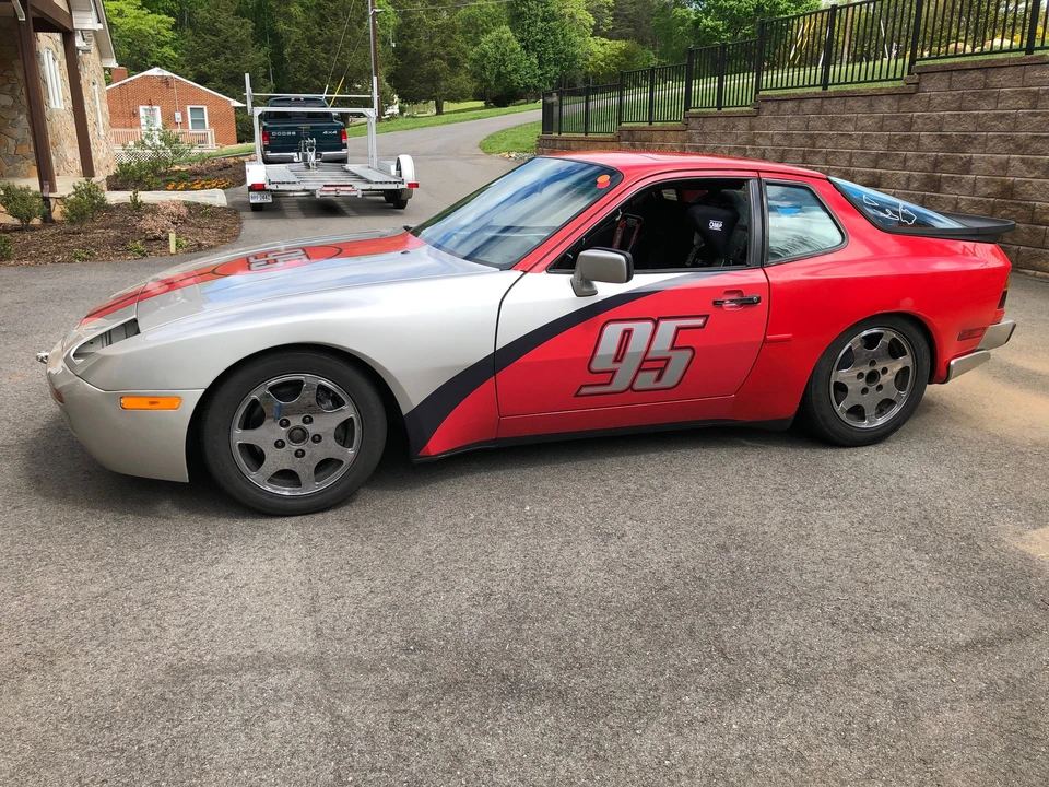 1989 Porsche 944 S2 - Image 2 of 10