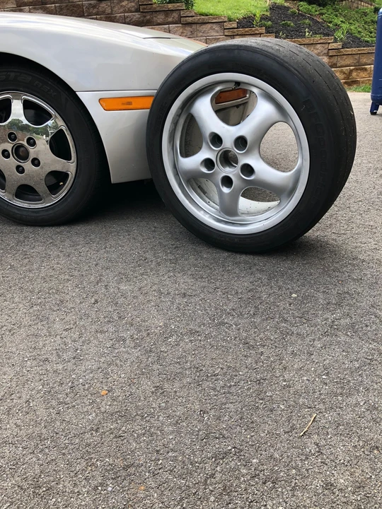 1989 Porsche 944 S2 - Image 5 of 10