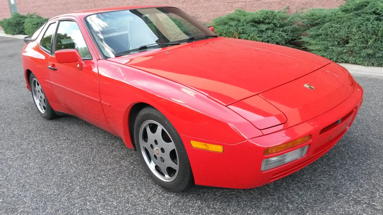 1989 Porsche 944 S2 - Image 5 of 31