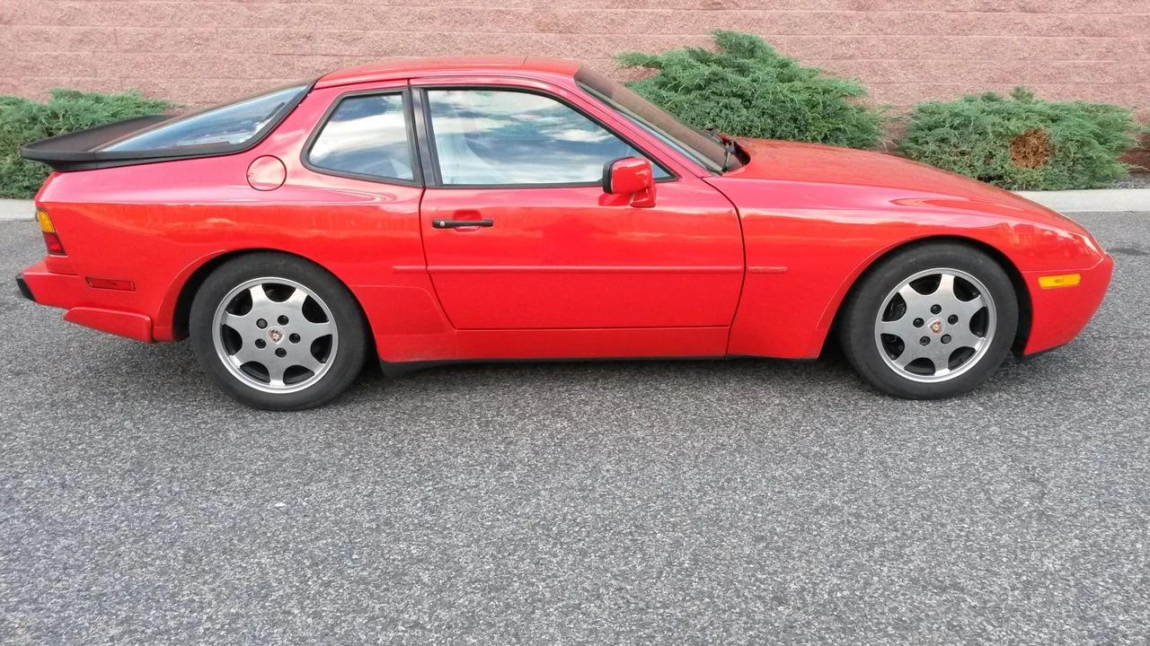 1989 Porsche 944 S2 - Image 8 of 31