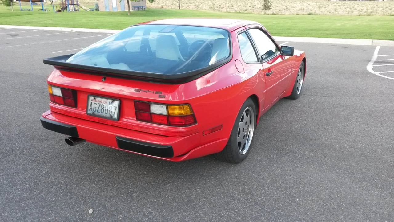 1989 Porsche 944 S2 - Image 14 of 31