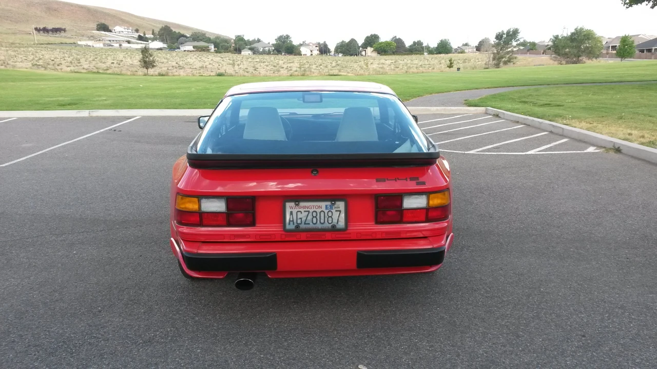 1989 Porsche 944 S2 - Image 15 of 31