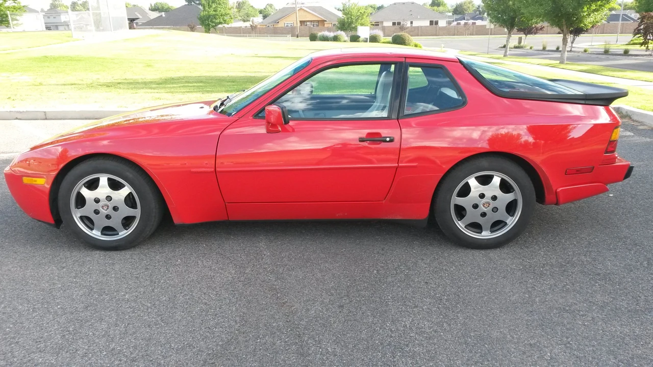 1989 Porsche 944 S2 - Image 17 of 31