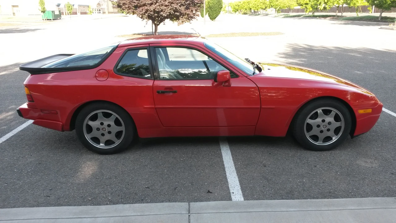 1989 Porsche 944 S2 - Image 22 of 31