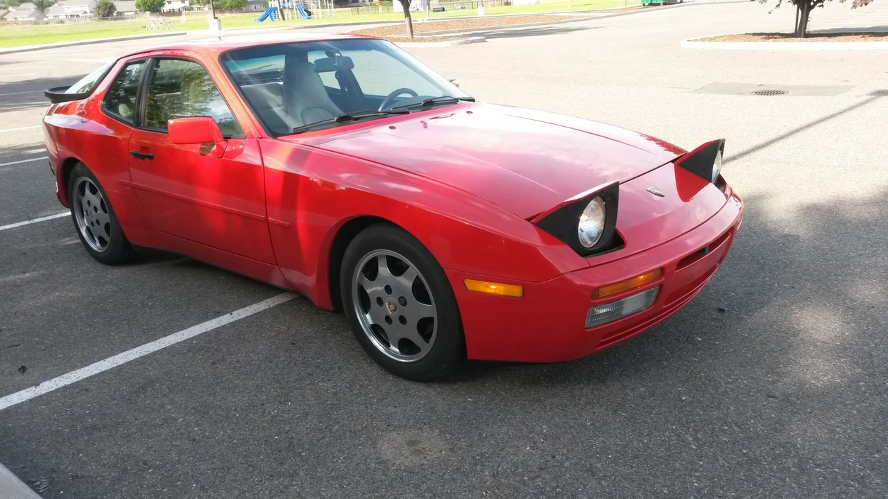 1989 Porsche 944 S2 - Image 30 of 31