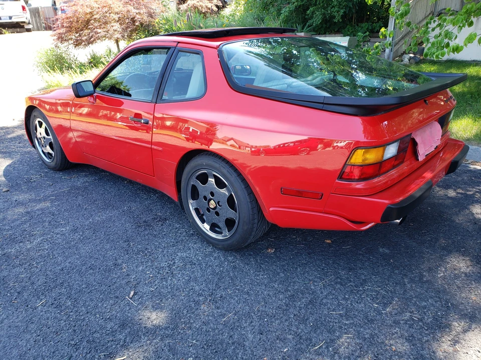 1989 Porsche 944 S2 - Image 8 of 31