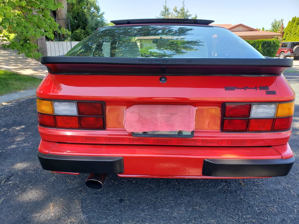 1989 Porsche 944 S2 - Image 10 of 31