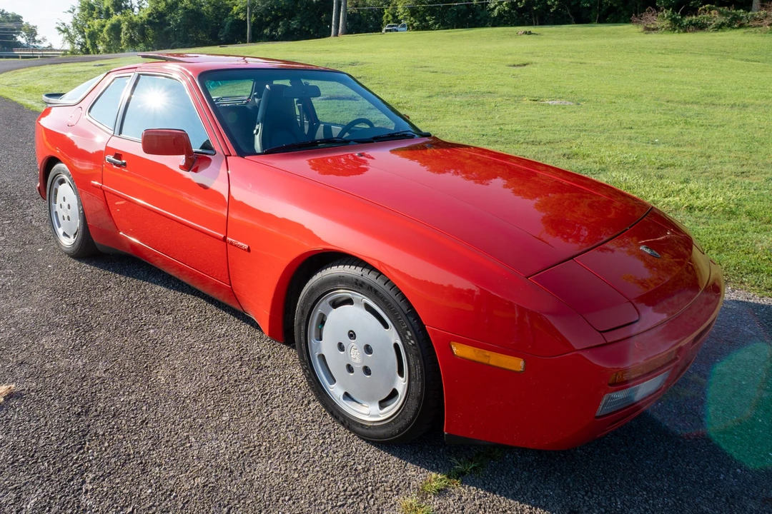 1989 Porsche 944 S2 - Image 4 of 31