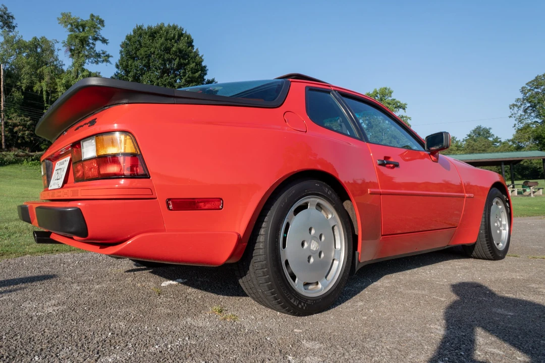 1989 Porsche 944 S2 - Image 6 of 31