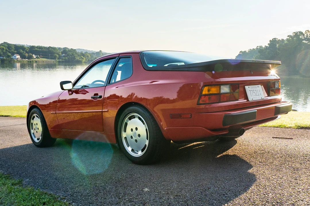 1989 Porsche 944 S2 - Image 8 of 31