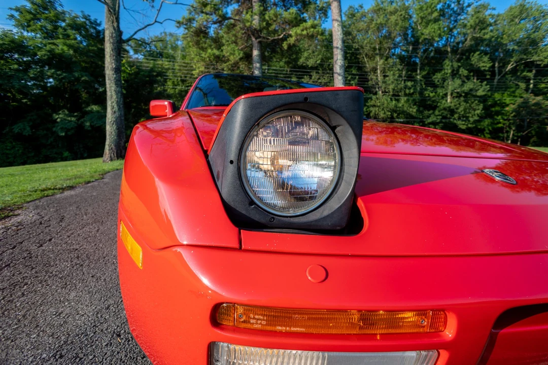 1989 Porsche 944 S2 - Image 13 of 31