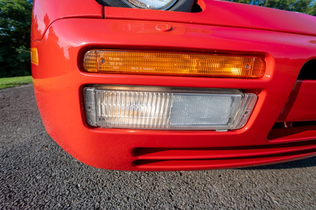 1989 Porsche 944 S2 - Image 14 of 31
