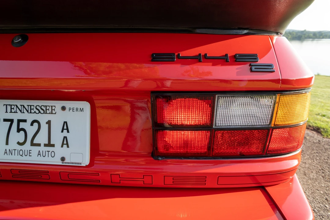 1989 Porsche 944 S2 - Image 25 of 31