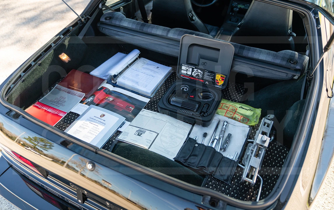 1989 Porsche 944 S2 - Image 14 of 16