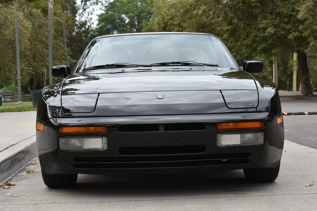 1989 Porsche 944 S2 - Image 17 of 31