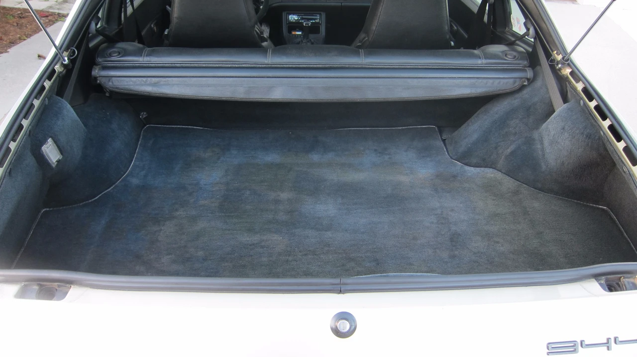 1989 Porsche 944 S2 - Image 16 of 31