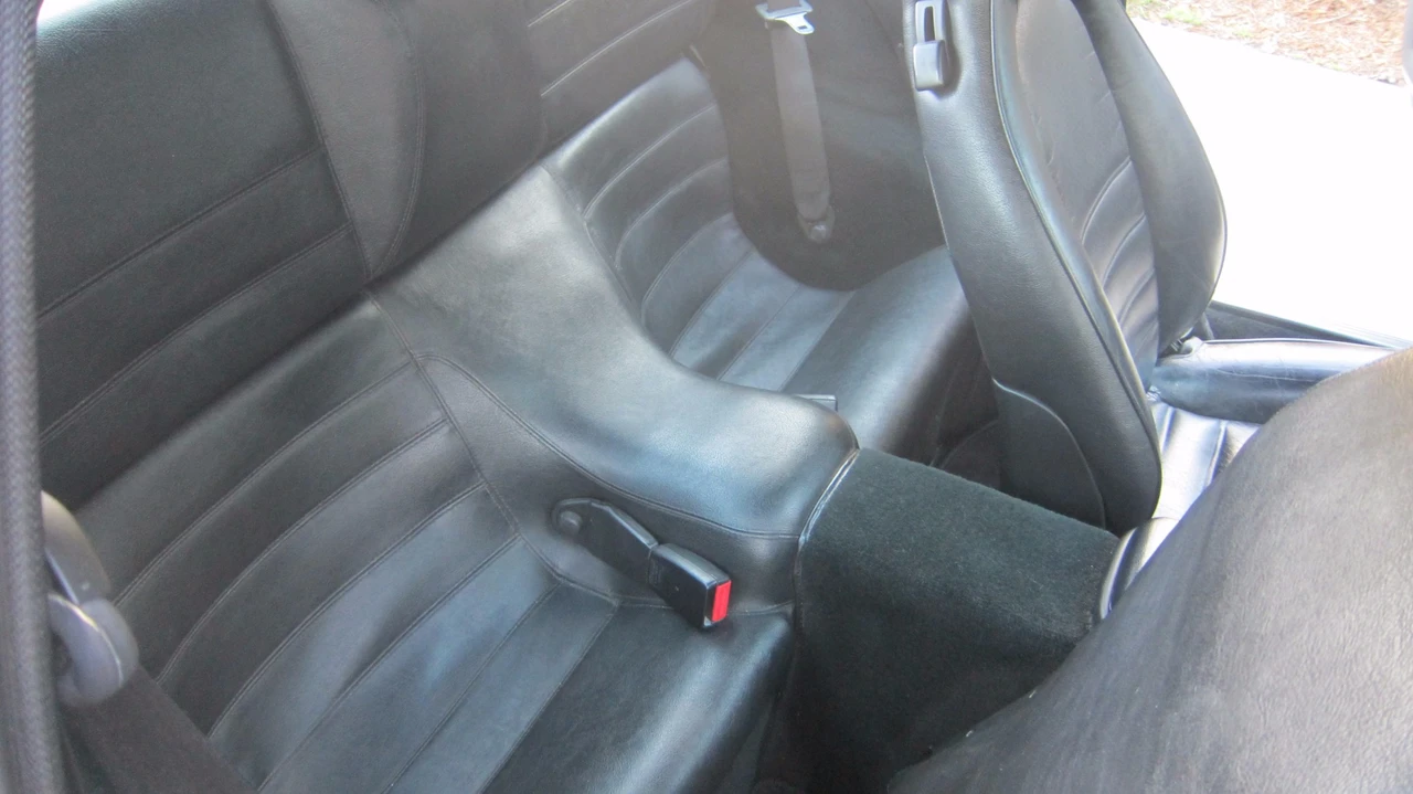 1989 Porsche 944 S2 - Image 28 of 31