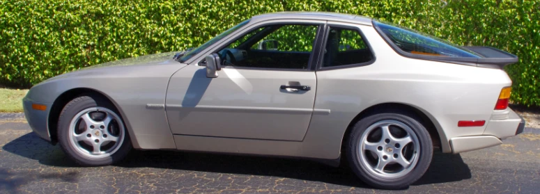 1989 Porsche 944 S2 - Image 7 of 31