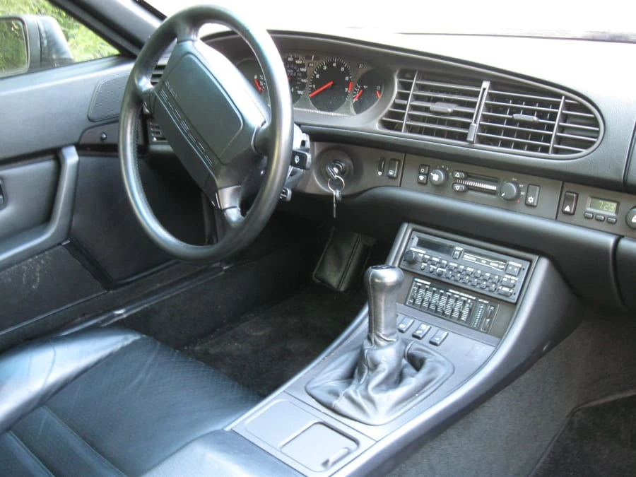1989 Porsche 944 S2 - Image 10 of 14