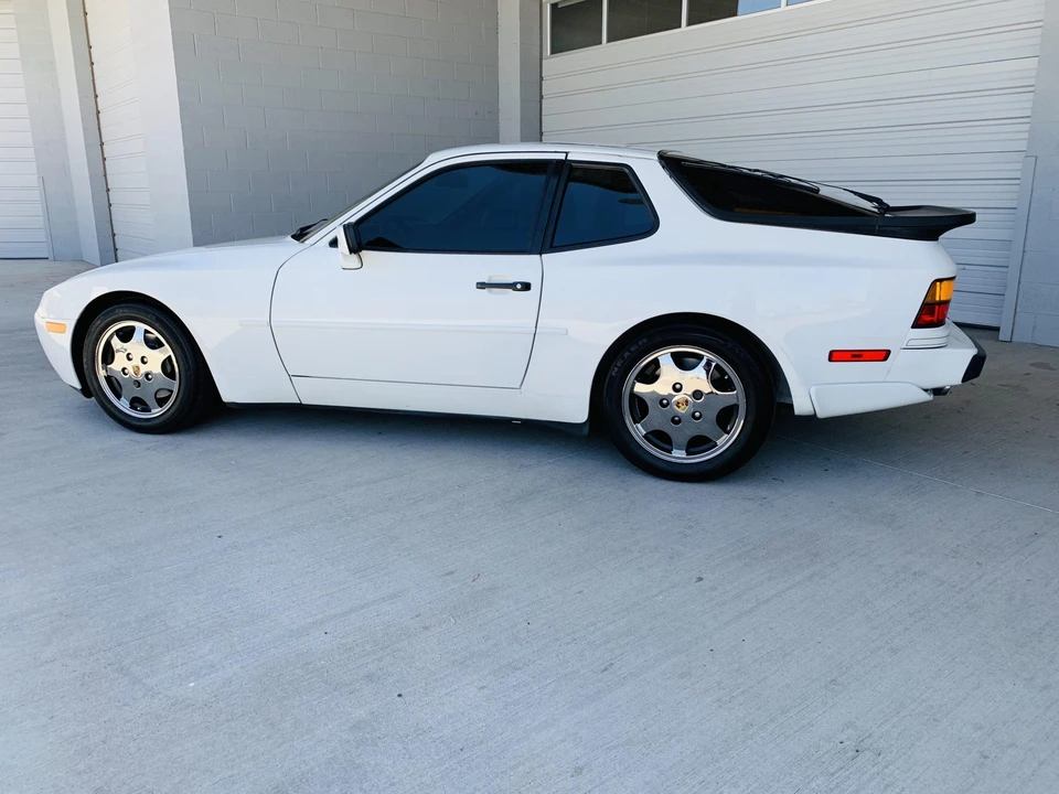 1989 Porsche 944 S2 - Image 31 of 31