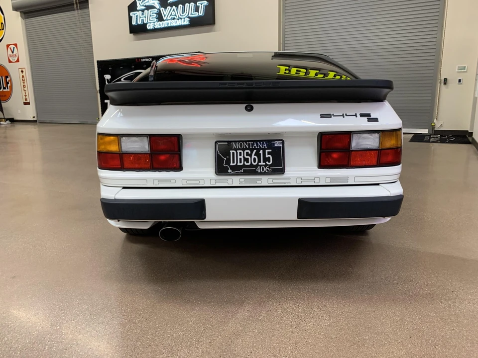 1989 Porsche 944 S2 - Image 13 of 31