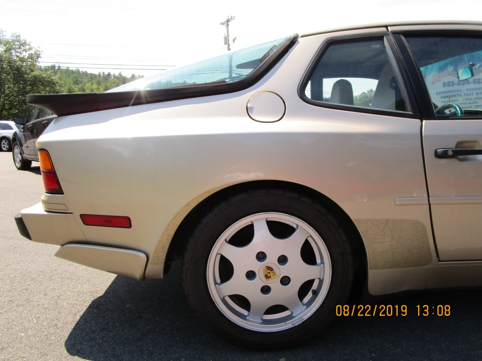 1989 Porsche 944 S2 - Image 25 of 31