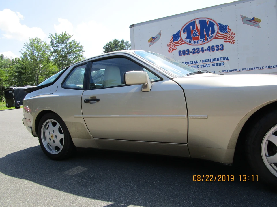 1989 Porsche 944 S2 - Image 11 of 31