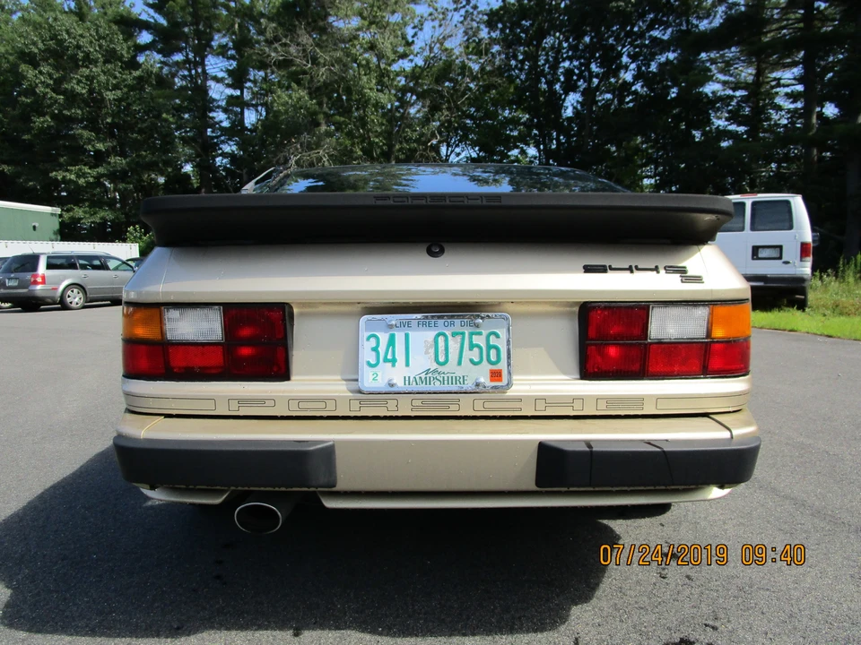 1989 Porsche 944 S2 - Image 7 of 31