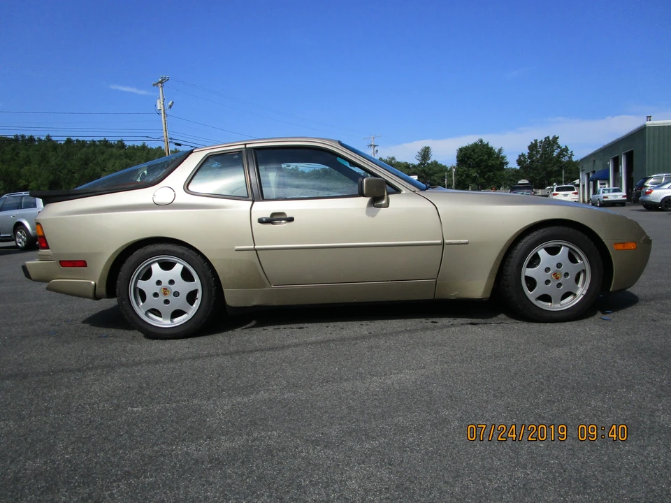 1989 Porsche 944 S2 - Image 6 of 31