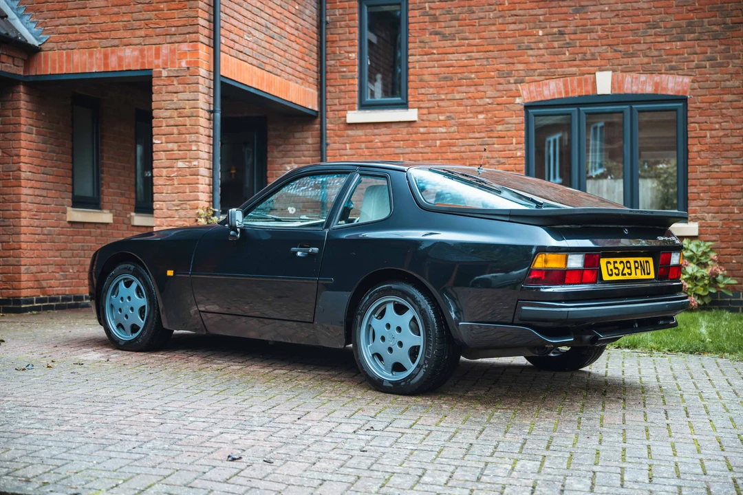 1989 Porsche 944 S2 - Image 8 of 31