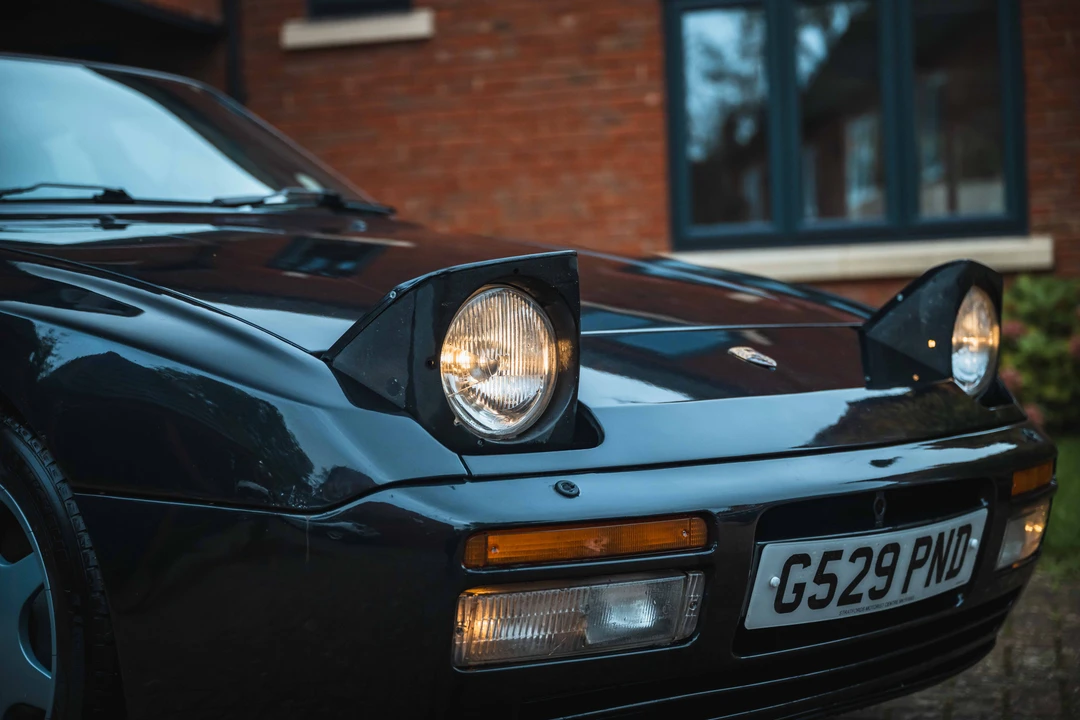 1989 Porsche 944 S2 - Image 12 of 31