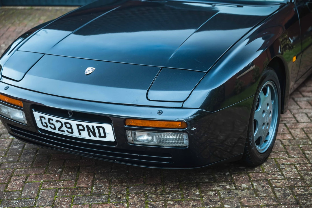 1989 Porsche 944 S2 - Image 16 of 31