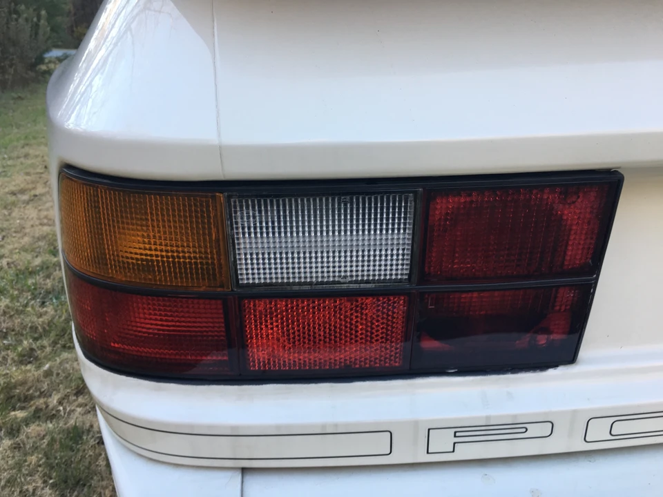 1989 Porsche 944 S2 - Image 15 of 31