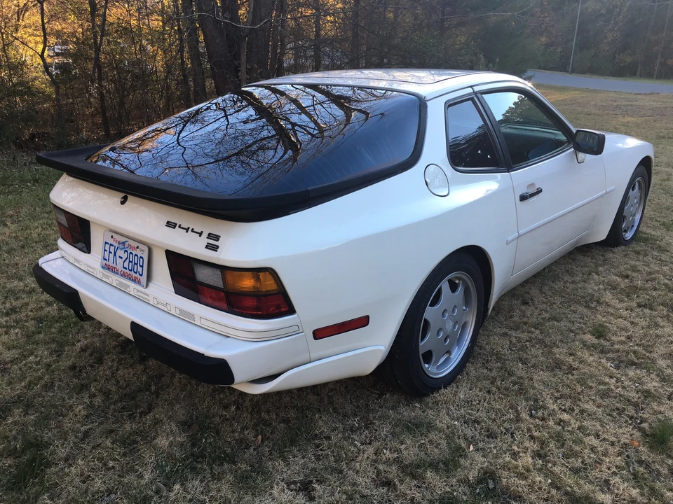 1989 Porsche 944 S2 - Image 9 of 31
