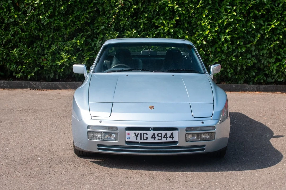 1989 Porsche 944 Turbo - Image 9 of 30