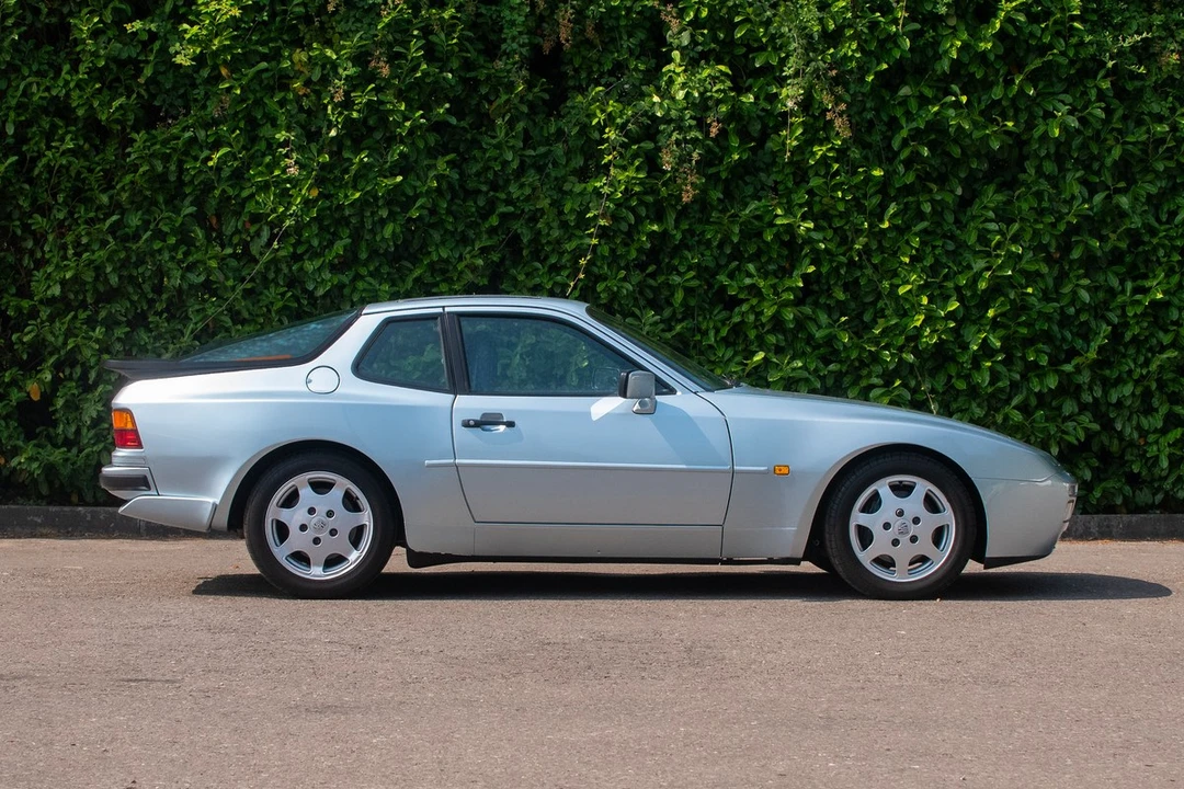 1989 Porsche 944 Turbo - Image 16 of 30