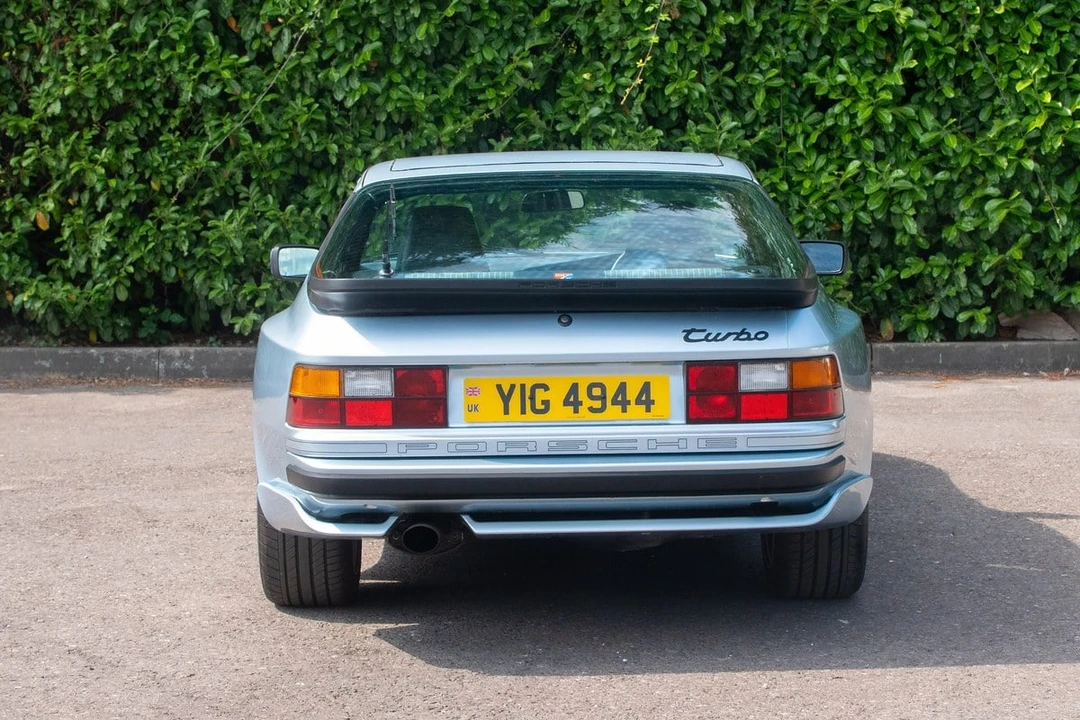 1989 Porsche 944 Turbo - Image 11 of 30