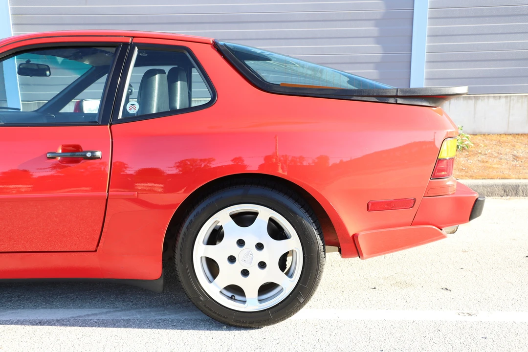 1989 Porsche 944 Turbo - Image 26 of 31