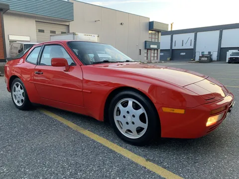 1989 Porsche 944 Turbo M030