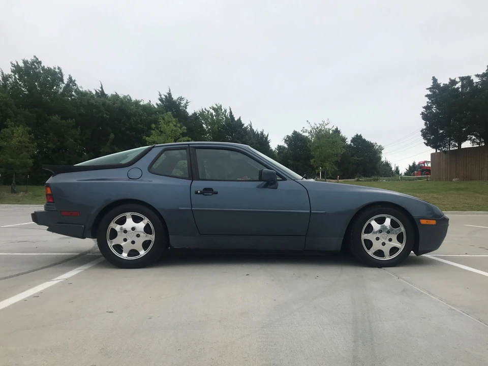 1989 Porsche 944 Turbo - Image 7 of 31