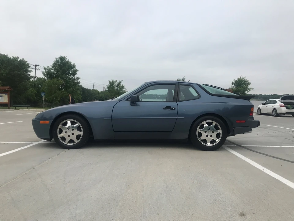 1989 Porsche 944 Turbo - Image 12 of 31