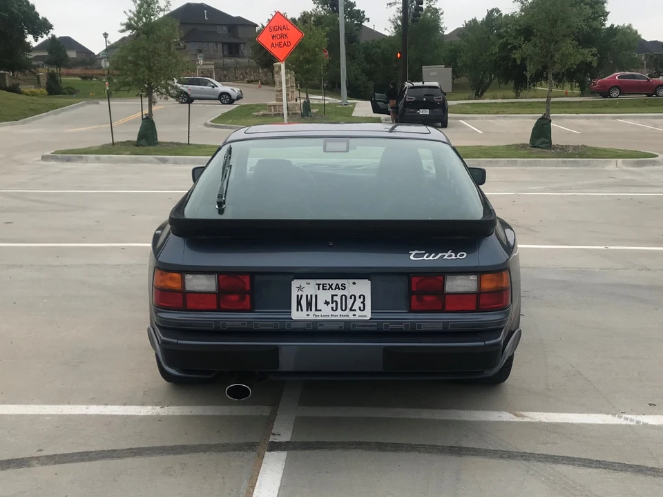 1989 Porsche 944 Turbo - Image 14 of 31
