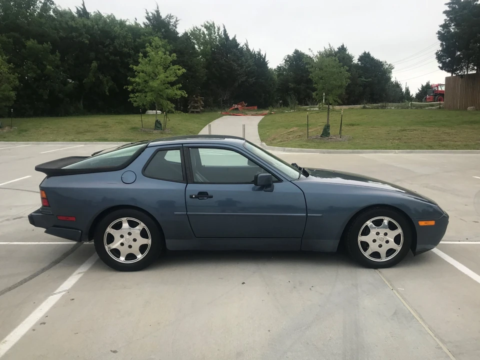 1989 Porsche 944 Turbo - Image 16 of 31