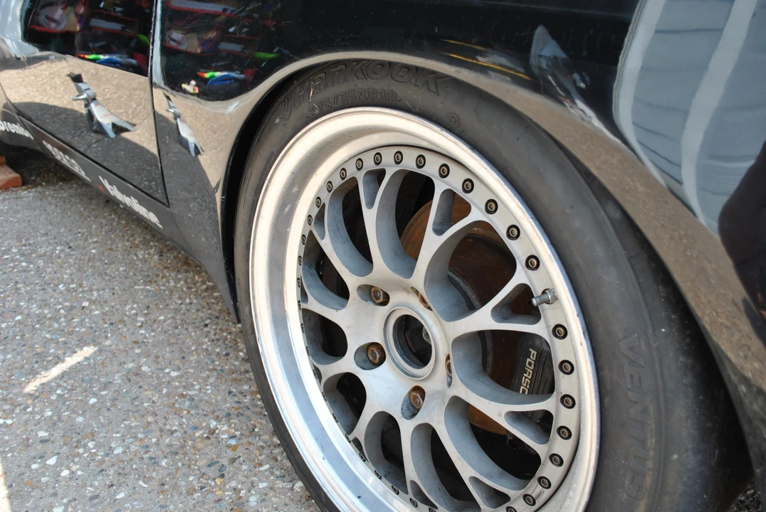 1989 Porsche 944 Turbo - Image 27 of 31