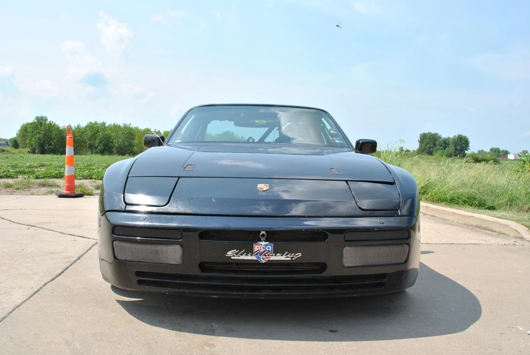 1989 Porsche 944 Turbo - Image 15 of 31