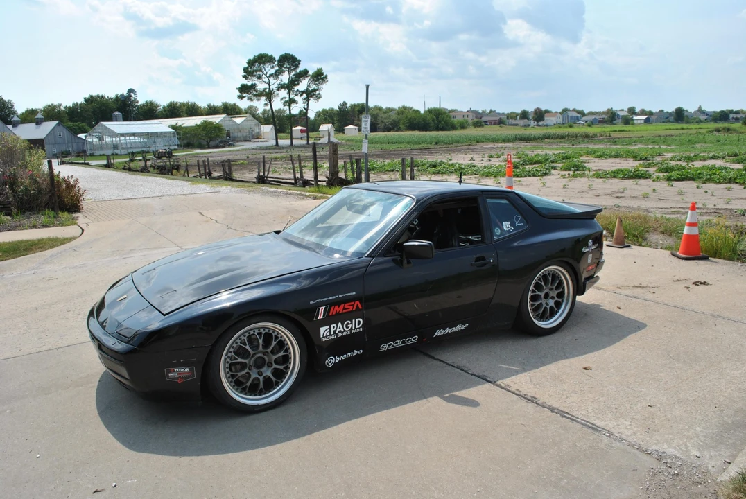 1989 Porsche 944 Turbo - Image 2 of 31