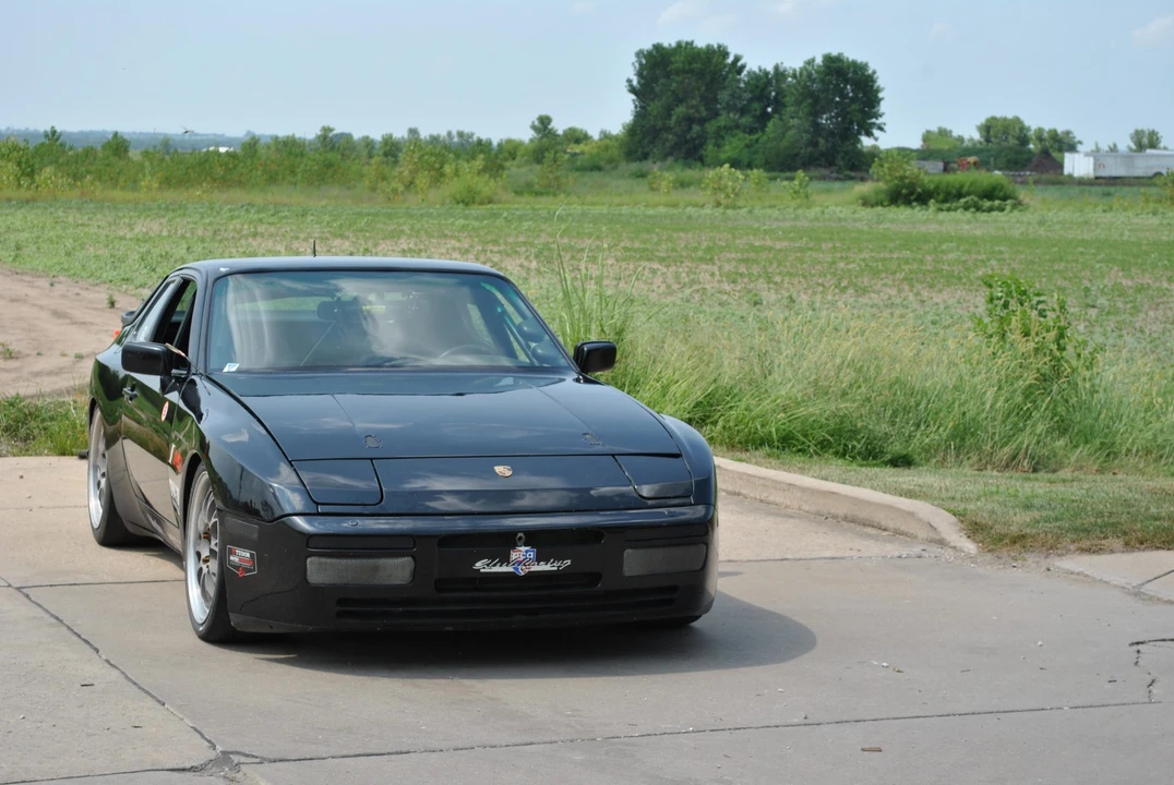 1989 Porsche 944 Turbo - Image 14 of 31