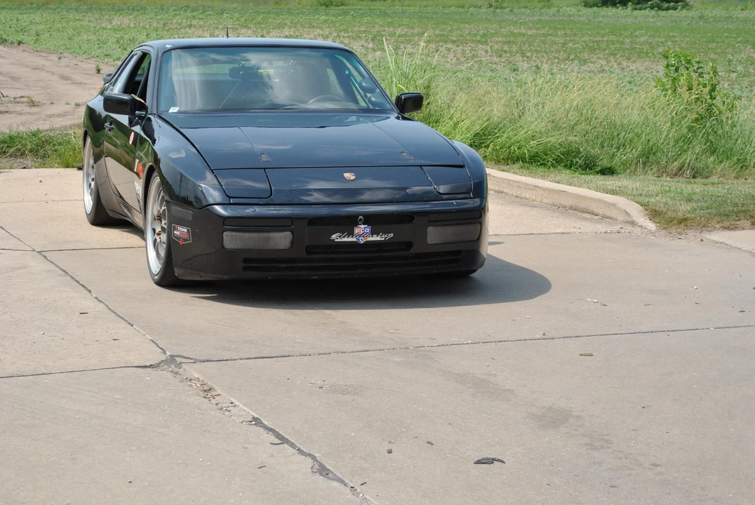 1989 Porsche 944 Turbo - Image 13 of 31