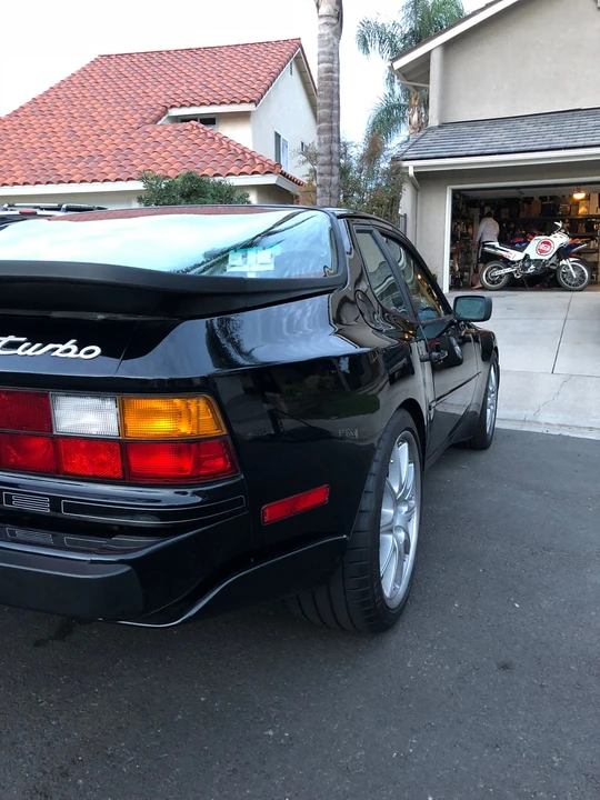1989 Porsche 944 Turbo - Image 3 of 28