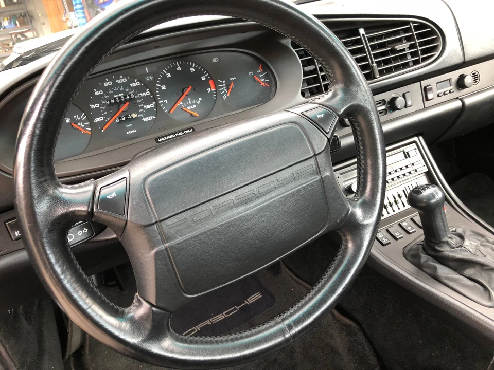 1989 Porsche 944 Turbo - Image 8 of 28